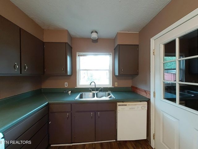 15 Fescue Drive, Chickamauga, GA 30707