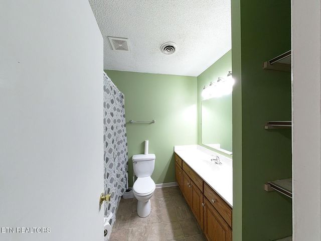 15 Fescue Drive, Chickamauga, GA 30707