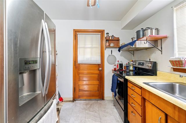 248 Cherry St, Whitaker, PA 15120