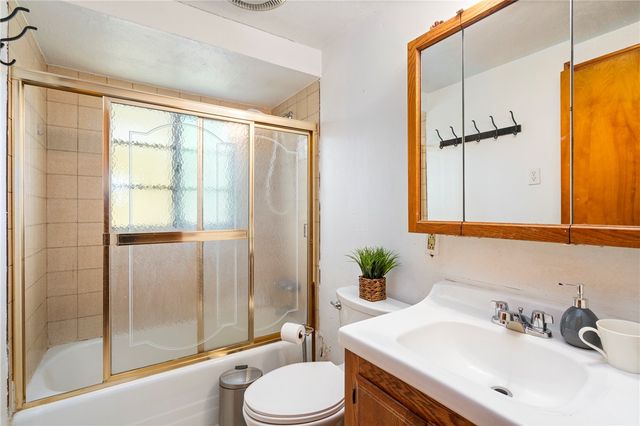 248 Cherry St, Whitaker, PA 15120