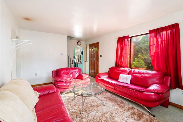 248 Cherry St, Whitaker, PA 15120