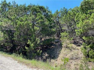 6904 Live Oak CIR, Lago Vista, TX 78645