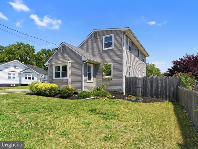 154 RED BANK AVE, West Deptford, NJ 08096
