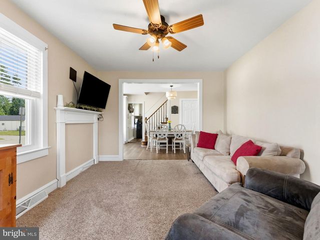 154 RED BANK AVE, West Deptford, NJ 08096