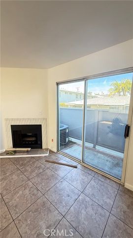 15642 Pasadena, Tustin, CA 92780