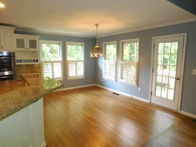 5082 Sherrer NW Drive, Acworth, GA 30102