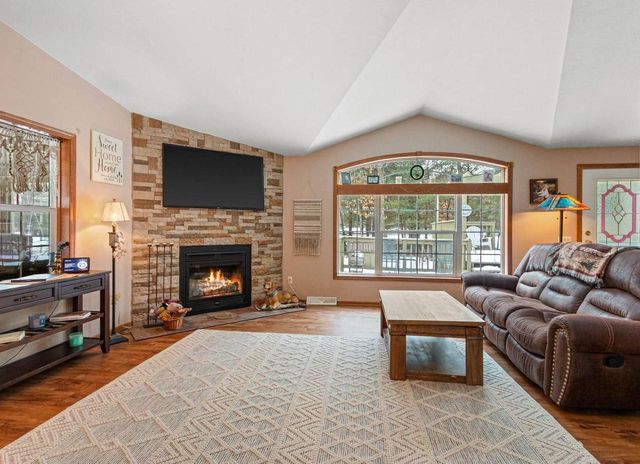 543 Feather Trail, Nekoosa, WI 54457