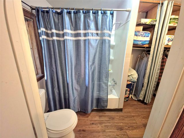 2721 Sharon Street, Dallas, TX 75211