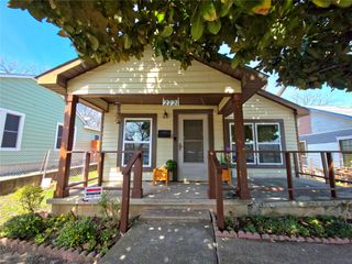 2721 Sharon Street, Dallas, TX 75211