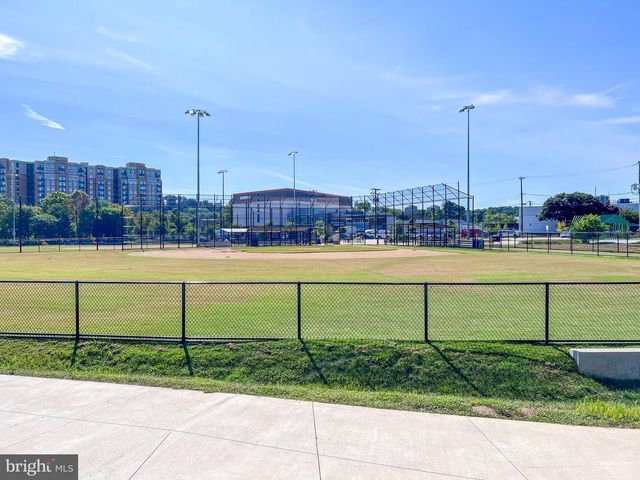 4630 34TH ST S, Arlington, VA 22206