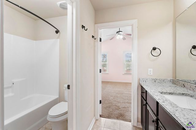 206 Red Hawk Pointe, Kathleen, GA 31047