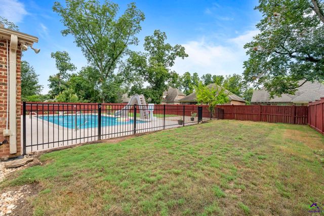 206 Red Hawk Pointe, Kathleen, GA 31047