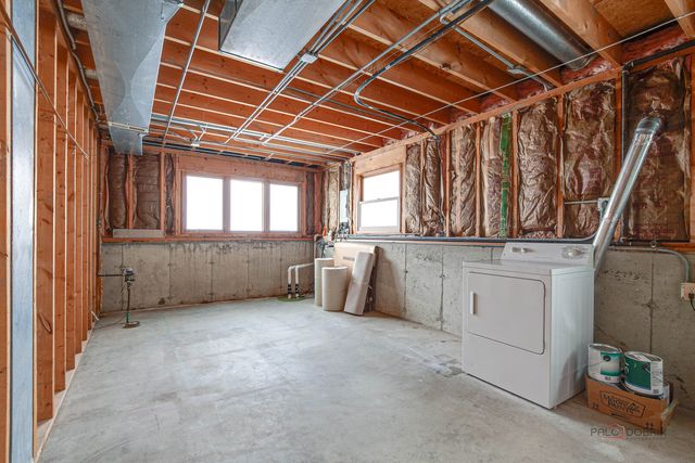 4481 Country Trail, Gurnee, IL 60031