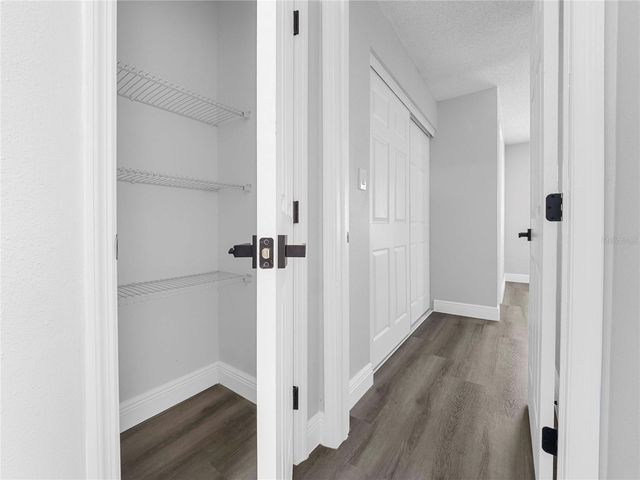 10804 N 53RD STREET, Temple Terrace, FL 33617