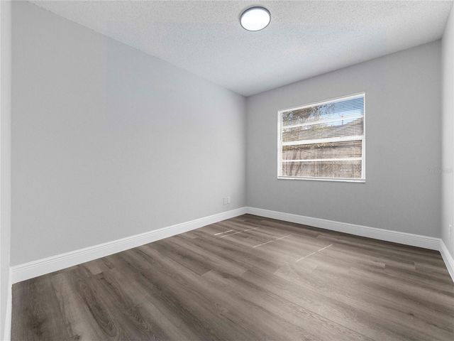 10804 N 53RD STREET, Temple Terrace, FL 33617