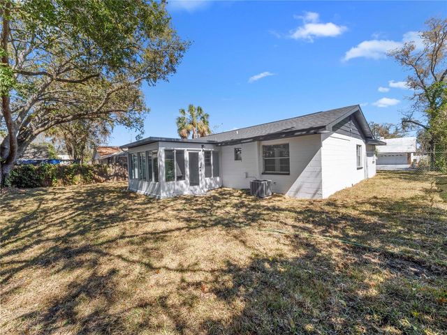 10804 N 53RD STREET, Temple Terrace, FL 33617