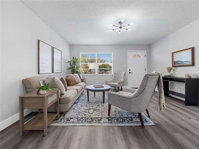 10804 N 53RD STREET, Temple Terrace, FL 33617