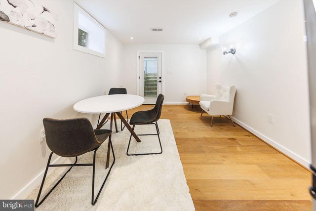 2806 FRANKLIN ST NE, Washington, DC 20018