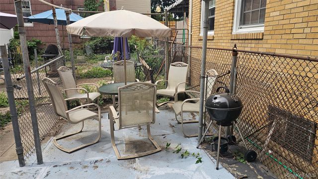52 Chestnut Street 2, Yonkers, NY 10701