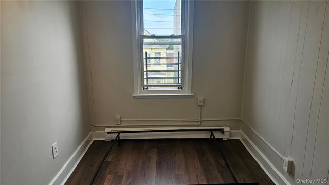 52 Chestnut Street 2, Yonkers, NY 10701