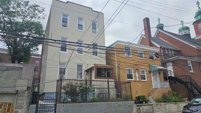 52 Chestnut Street 2, Yonkers, NY 10701