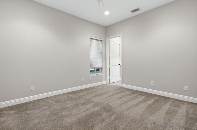 5247 Ocean Breeze Ct, San Diego, CA 92109