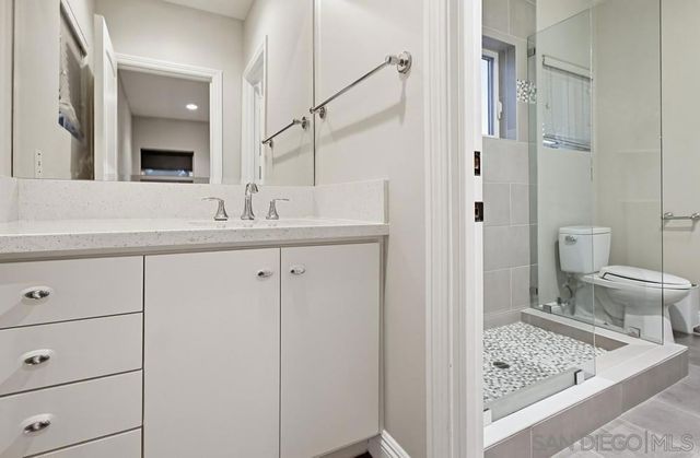 5247 Ocean Breeze Ct, San Diego, CA 92109