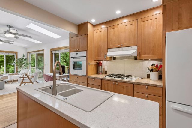 1643 Millwood Avenue, Roseville, MN 55113
