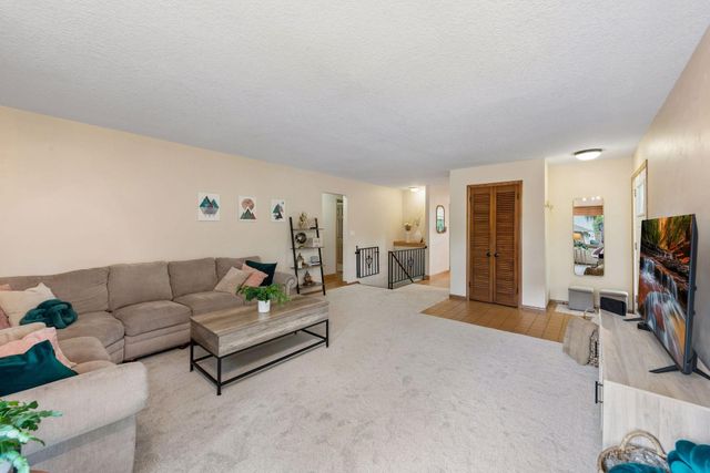 1643 Millwood Avenue, Roseville, MN 55113