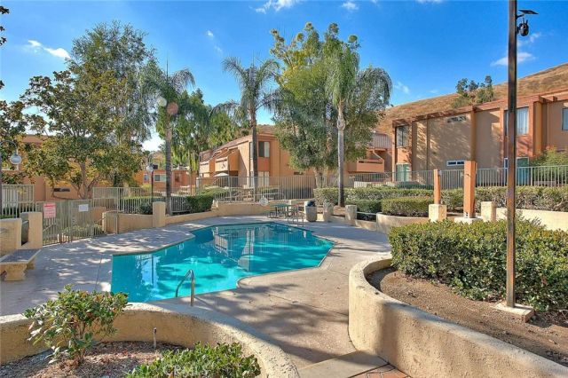 1480 W Edgehill 12, San Bernardino, CA 92405