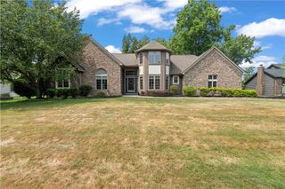 153 Country Wood Landing, Greece, NY 14626