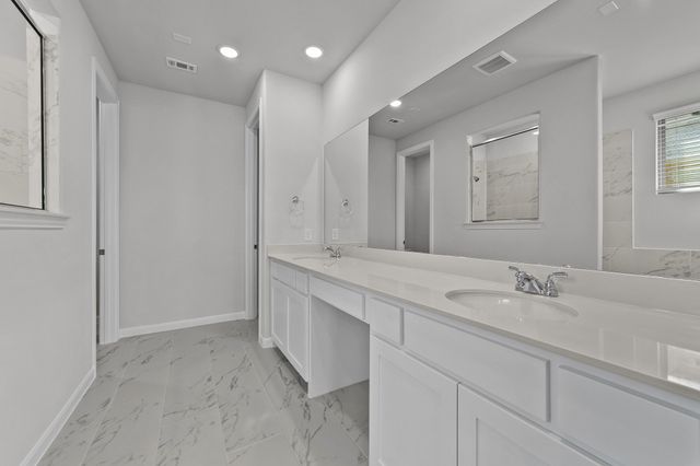 1401 Red Clover Avenue, Van Alstyne, TX 75495