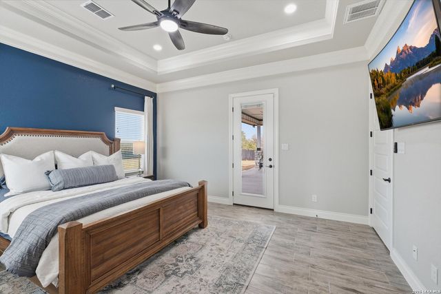 113 Hondo Dr, La Vernia, TX 78121