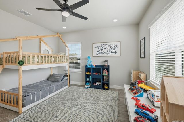 113 Hondo Dr, La Vernia, TX 78121