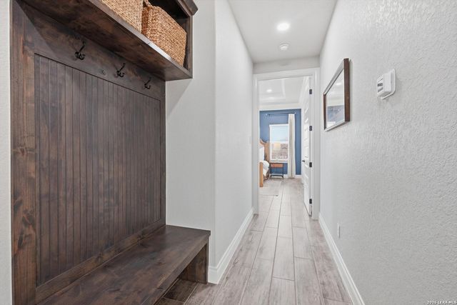 113 Hondo Dr, La Vernia, TX 78121