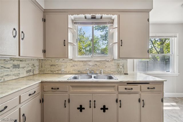 4016 Bayard Road, South Euclid, OH 44121