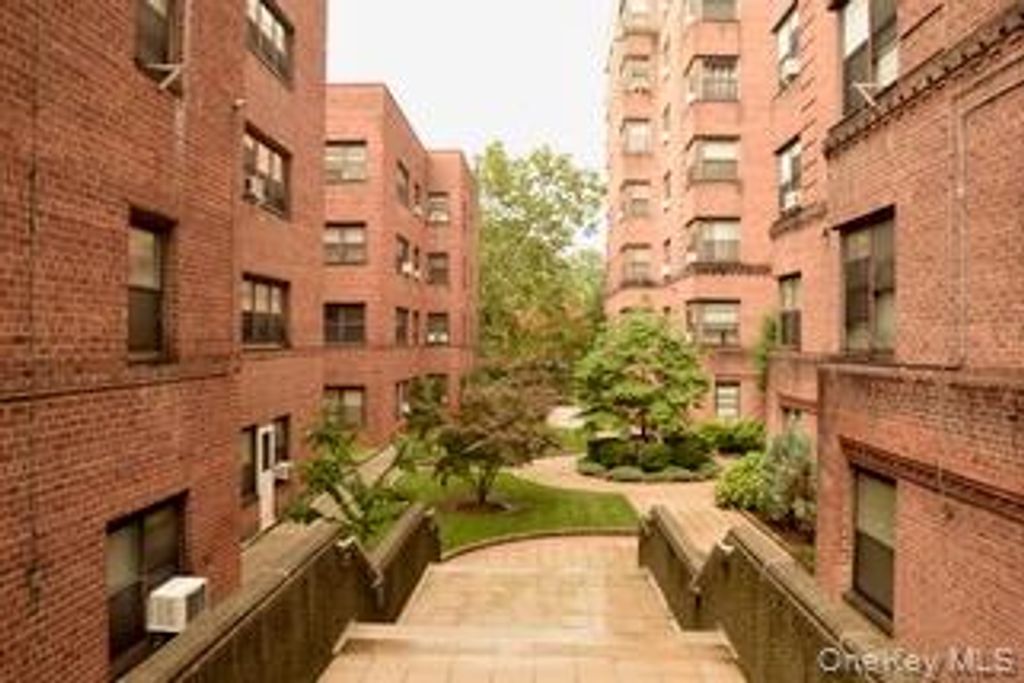 101 Ellwood Avenue 1C, Mount Vernon, NY 10552