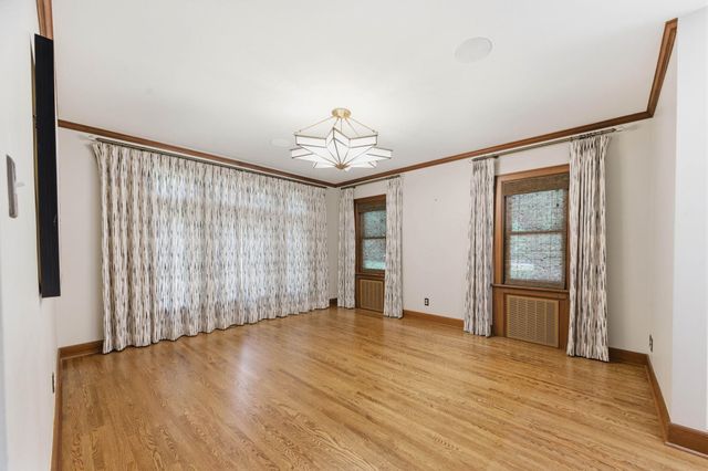412 S Dellrose, Wichita, KS 67218