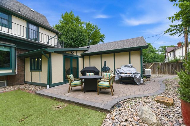 412 S Dellrose, Wichita, KS 67218