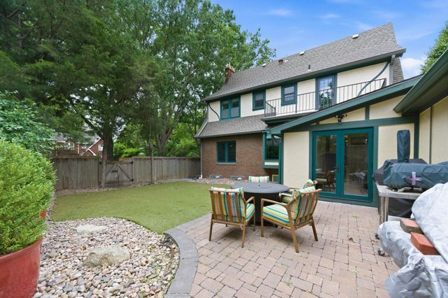 412 S Dellrose, Wichita, KS 67218