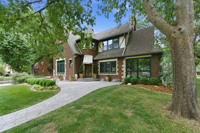 412 S Dellrose, Wichita, KS 67218