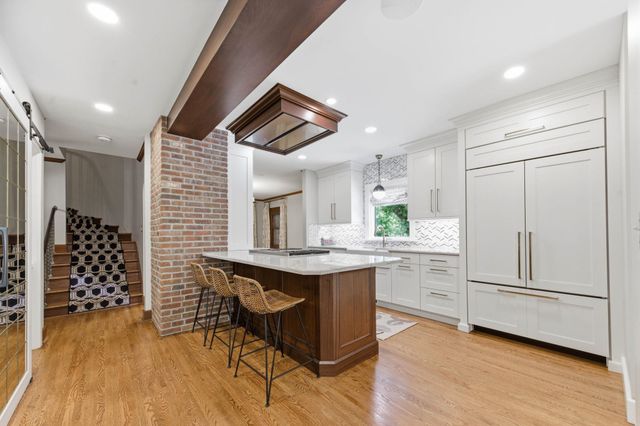 412 S Dellrose, Wichita, KS 67218