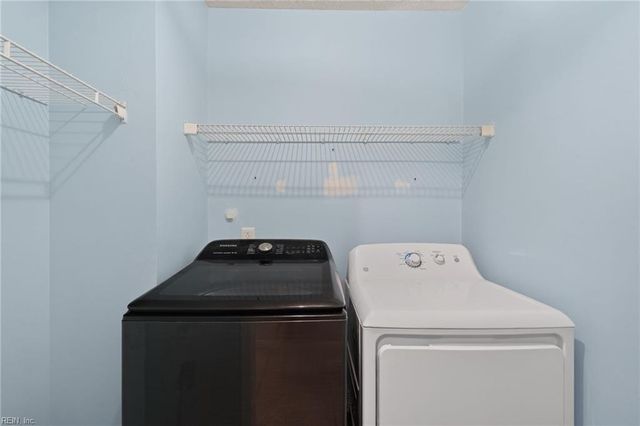119 Kingsbridge LN, Yorktown, VA 23692