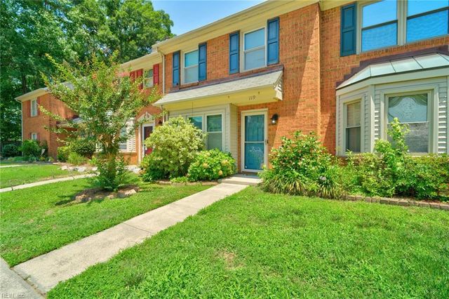 119 Kingsbridge LN, Yorktown, VA 23692