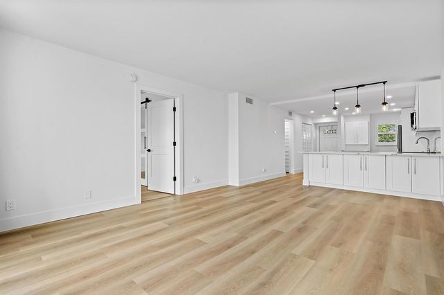 750 NE Spanish River Boulevard 1090, Boca Raton, FL 33431