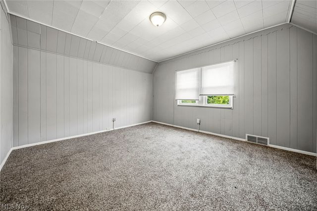 1722 Burgess Road, Cleveland, OH 44112