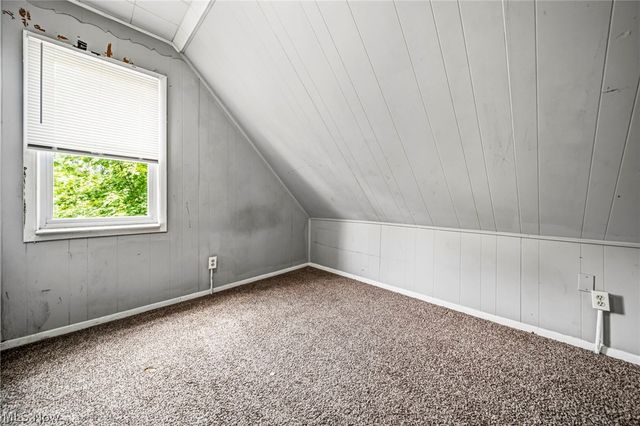 1722 Burgess Road, Cleveland, OH 44112