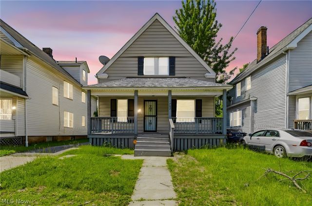 1722 Burgess Road, Cleveland, OH 44112