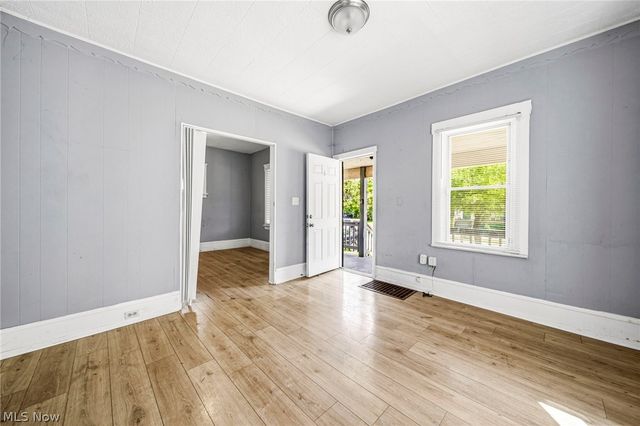 1722 Burgess Road, Cleveland, OH 44112