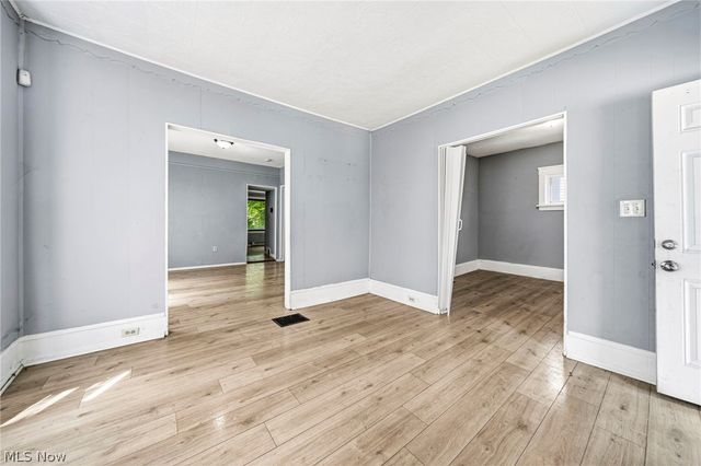 1722 Burgess Road, Cleveland, OH 44112